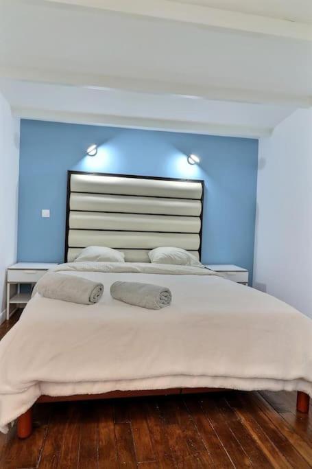 Unique Loft Apartment Located 15 Minutes From The Champs Elysees Saint-Ouen  Exteriér fotografie